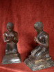 Set van monniken - adoranten gepatineerd brons 45cm
