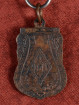 Phra Chinnarat schildvormig rian amulet koper