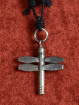 Zilveren Libelle Hanger met Zwart Koord