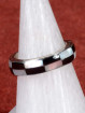 Ring met ingelegde Onyx en parelmoer 925