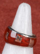 Hindoestaanse ring ingelegd met jaspis en Om padme hum script 925