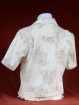 Tropenshirt met kraag sluiting en bamboeprint creme.
