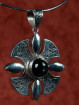 Zilveren hanger van een Keltisch kruis (Celtic Cross) met rookkwarts steen